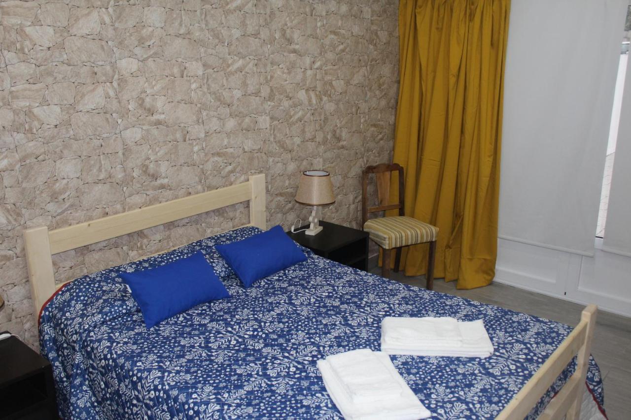 Vitorino De Nemesio Guesthouse Ponta Delgada Exteriör bild