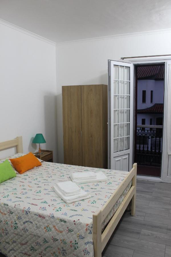 Vitorino De Nemesio Guesthouse Ponta Delgada Exteriör bild