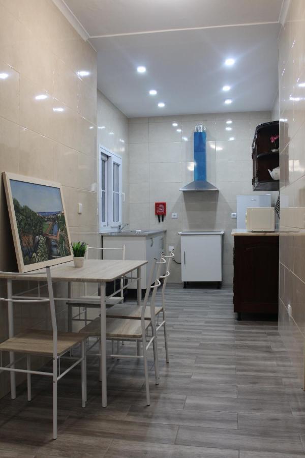 Vitorino De Nemesio Guesthouse Ponta Delgada Exteriör bild