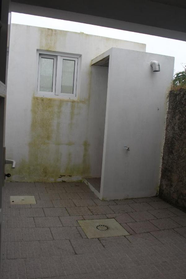 Vitorino De Nemesio Guesthouse Ponta Delgada Exteriör bild