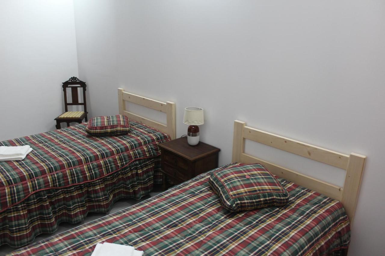 Vitorino De Nemesio Guesthouse Ponta Delgada Exteriör bild