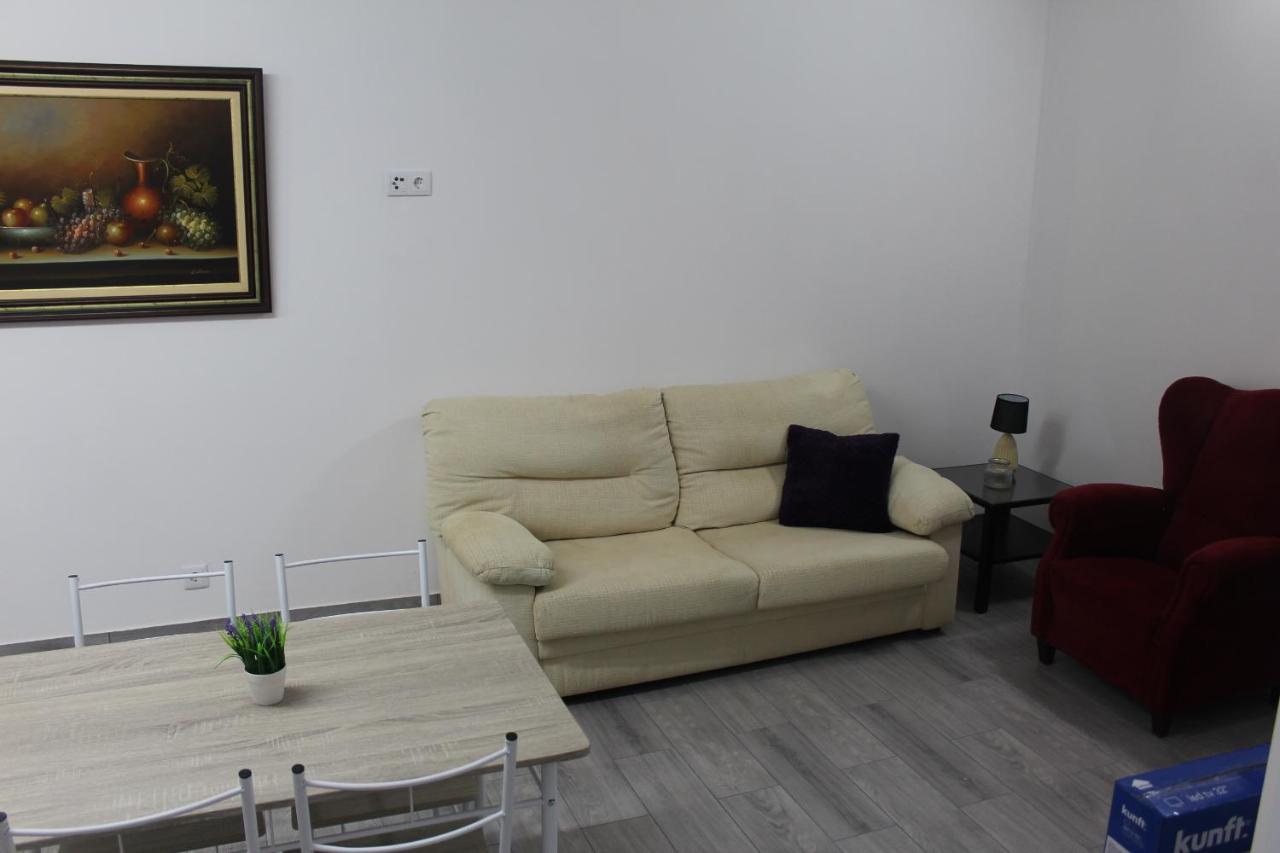 Vitorino De Nemesio Guesthouse Ponta Delgada Exteriör bild