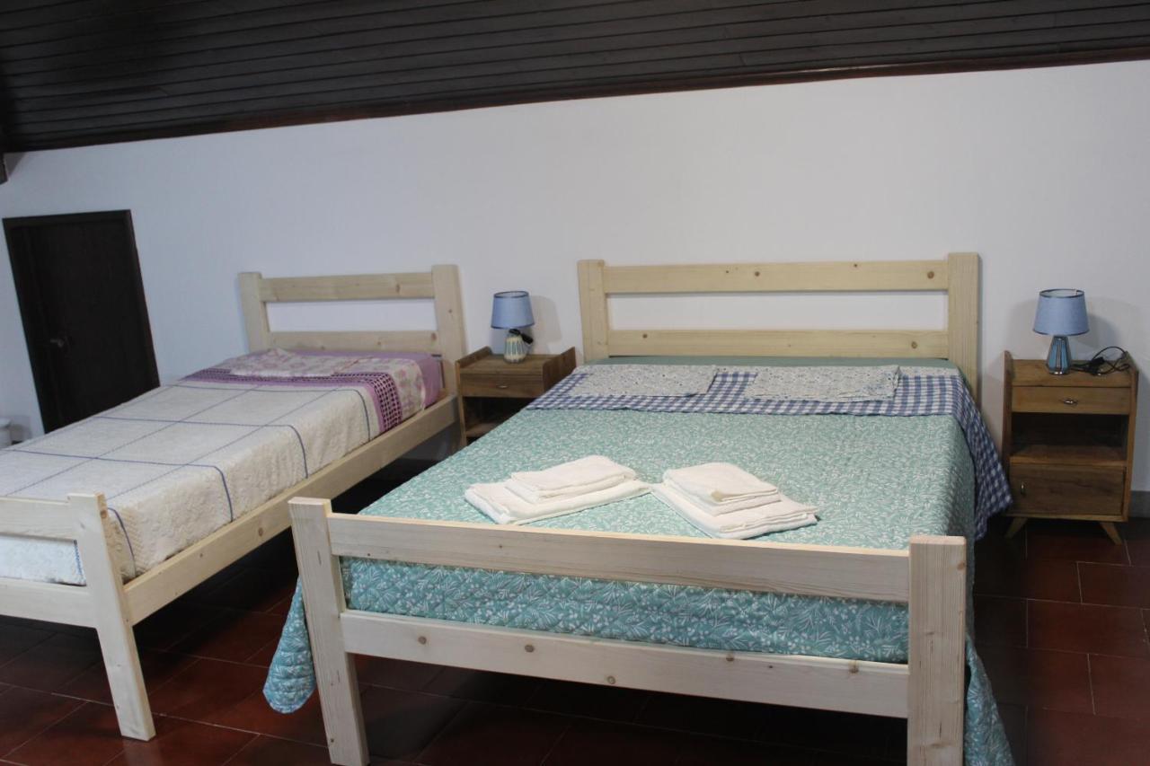 Vitorino De Nemesio Guesthouse Ponta Delgada Exteriör bild