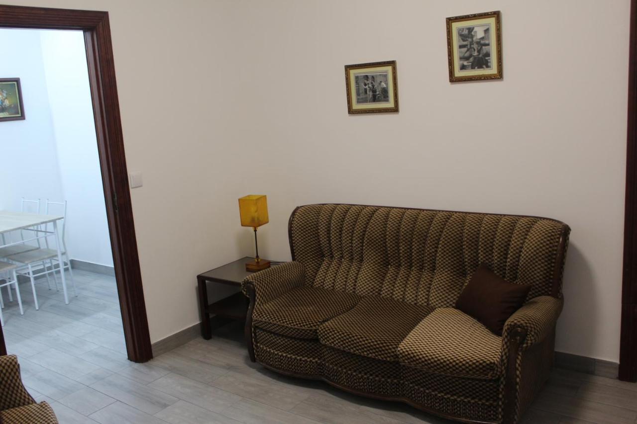Vitorino De Nemesio Guesthouse Ponta Delgada Exteriör bild